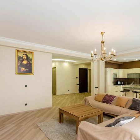 Rustaveli Residence III Tbilisi ภายนอก รูปภาพ