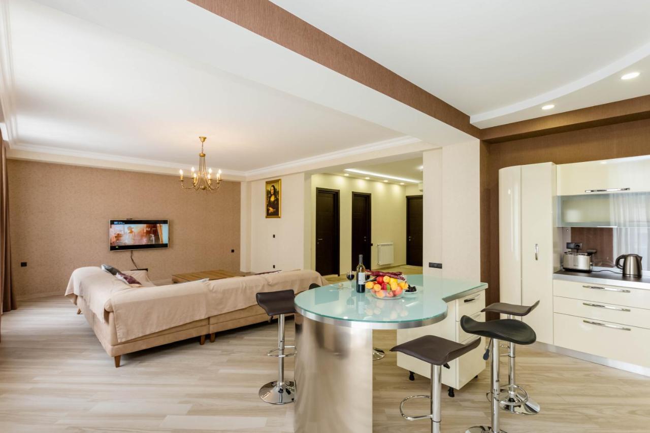 Rustaveli Residence III Tbilisi ภายนอก รูปภาพ