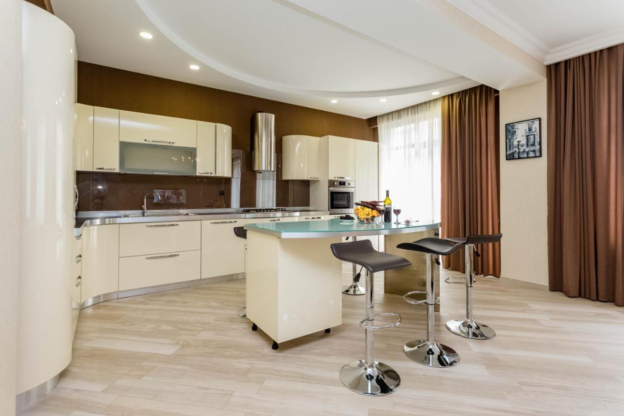 Rustaveli Residence III Tbilisi ภายนอก รูปภาพ